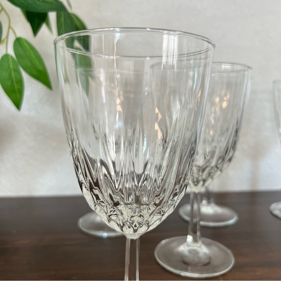 Diamant Cristal D'Arques Clear Glass Wine Stemware Water Set of 7 Made in France - Picture 4 of 8